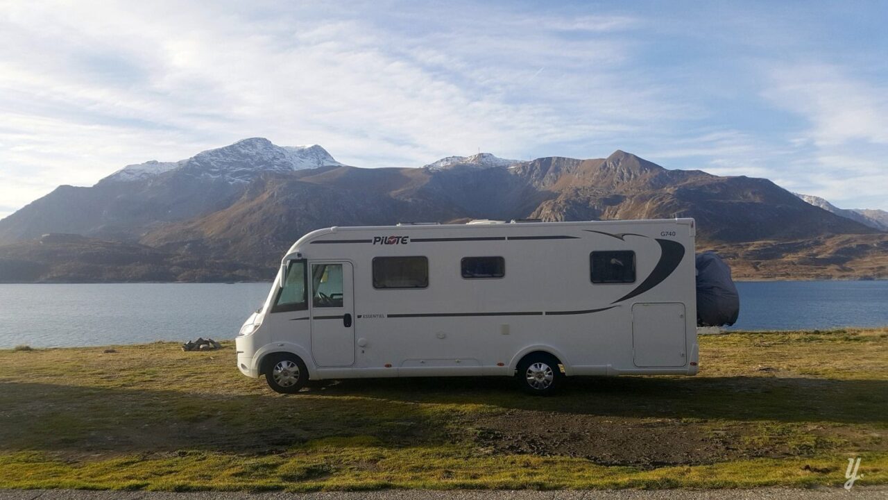 Location de camping-cars fourgons et vans aménagés entre particuliers, plus de 10 000 véhicules disponibles Camping car illustration yescapa 10 Location de camping-cars fourgons et vans aménagés entre particuliers, plus de 10 000 véhicules disponibles 9
