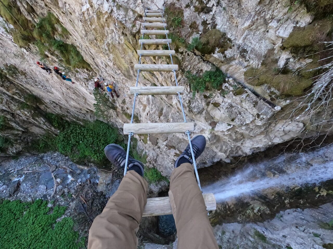 Via Ferrata carte interactive détaillée pont de singe via ferrata valfrejus dessus cascade scaled 3 Via ferrata carte France ©Victor Laurent - Via ferrata de Valfréjus au dessus de la cascade